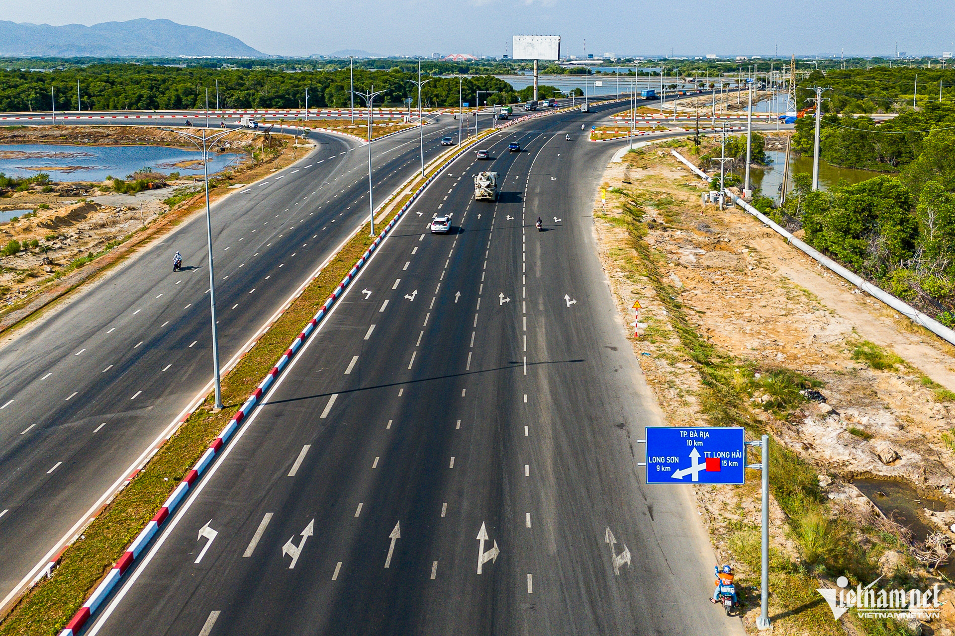 Đường Ven Biển – Nút Giao QL 51 với ĐT 994